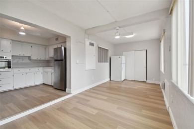 Gorgeous renovated condo ready for quick occupancy. Are you on On Top Of The World Golf Course in Florida - for sale on GolfHomes.com, golf home, golf lot