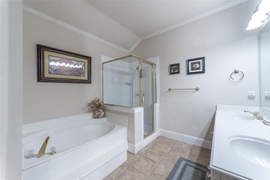 Beautiful home in The Pinnacle Golf Club for under $400,000.00! on Pinnacle Golf and Boat Club in Texas - for sale on GolfHomes.com, golf home, golf lot
