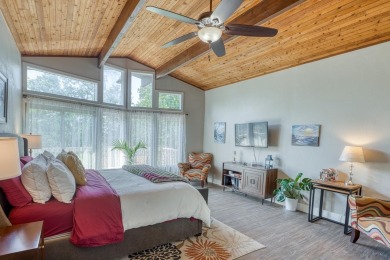 TOTALLY UPDATED HOME IN HORSESHOE BAY! Welcome to this 4 on Slick Rock Golf Course - Horseshoe Bay in Texas - for sale on GolfHomes.com, golf home, golf lot