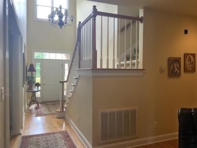 Four bedroom home, with master and 2nd bedroom on main level on CrossWinds Golf Course in Kentucky - for sale on GolfHomes.com, golf home, golf lot