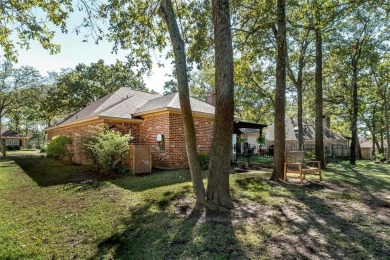 Beautiful home in The Pinnacle Golf Club for under $400,000.00! on Pinnacle Golf and Boat Club in Texas - for sale on GolfHomes.com, golf home, golf lot