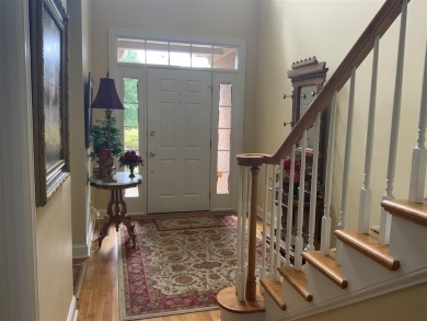 Four bedroom home, with master and 2nd bedroom on main level on CrossWinds Golf Course in Kentucky - for sale on GolfHomes.com, golf home, golf lot