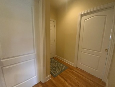 Four bedroom home, with master and 2nd bedroom on main level on CrossWinds Golf Course in Kentucky - for sale on GolfHomes.com, golf home, golf lot