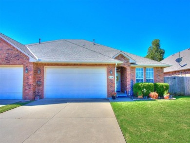 Investor Opportunity - Duplex Backing up to Golf Course!! 

 on Golf Club At Surrey Hills in Oklahoma - for sale on GolfHomes.com, golf home, golf lot