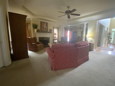 Four bedroom home, with master and 2nd bedroom on main level on CrossWinds Golf Course in Kentucky - for sale on GolfHomes.com, golf home, golf lot