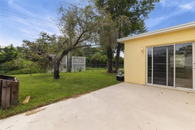 Welcome to your home!  This 2 Bedroom 2 Bath home backs up to a on Venice East Golf Club in Florida - for sale on GolfHomes.com, golf home, golf lot