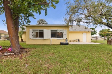 Welcome to your home!  This 2 Bedroom 2 Bath home backs up to a on Venice East Golf Club in Florida - for sale on GolfHomes.com, golf home, golf lot