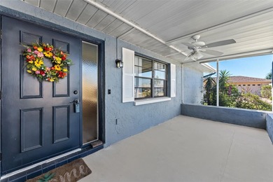 Beautiful completely renovated 3 bedroom, 2 bath 1805 sq ft home on North Lakes Golf Course in Florida - for sale on GolfHomes.com, golf home, golf lot