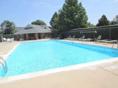 Glendale Lakes-Highly sought after 2 Story townhomes. This home on Glendale Lakes Golf Club in Illinois - for sale on GolfHomes.com, golf home, golf lot