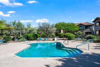 Don't miss this immaculate three bedroom end unit Golf Casita on The Golf Club at Vistoso in Arizona - for sale on GolfHomes.com, golf home, golf lot