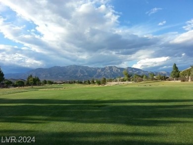 Single story home in the sought after guard gated golf course on Aliante Golf Club in Nevada - for sale on GolfHomes.com, golf home, golf lot