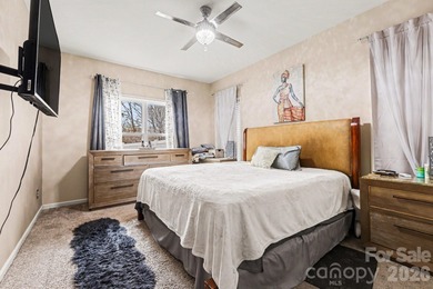 3.5% Assumable FHA! Beautifully situated in the highly on Edgewater Golf Club in South Carolina - for sale on GolfHomes.com, golf home, golf lot