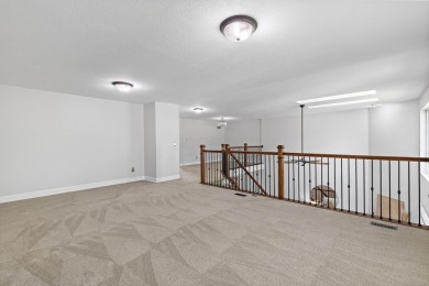 Welcome to this exceptional and exquisitely updated kitchen to on Scioto Reserve Golf and Athletic Club in Ohio - for sale on GolfHomes.com, golf home, golf lot