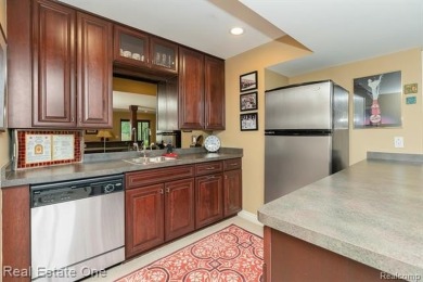 Looking for a house that offers AMAZING VIEWS, Outdoor adventure on Indianwood Golf and Country Club in Michigan - for sale on GolfHomes.com, golf home, golf lot