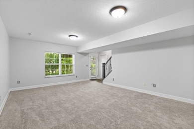 Welcome to this exceptional and exquisitely updated kitchen to on Scioto Reserve Golf and Athletic Club in Ohio - for sale on GolfHomes.com, golf home, golf lot