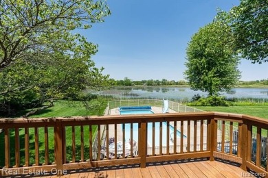 Looking for a house that offers AMAZING VIEWS, Outdoor adventure on Indianwood Golf and Country Club in Michigan - for sale on GolfHomes.com, golf home, golf lot