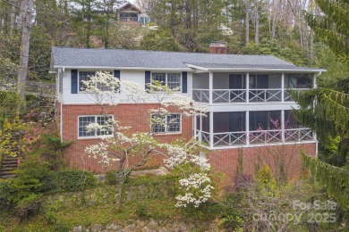 Rare opportunity near Waynesville Country Club! Spacious 4BD/4BA on Waynesville Country Club Inn in North Carolina - for sale on GolfHomes.com, golf home, golf lot