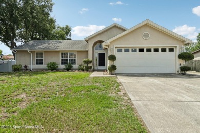 Welcome to 1977 S Old Mill Dr.  A Private Pool Home in the Heart on Deltona Golf Club in Florida - for sale on GolfHomes.com, golf home, golf lot