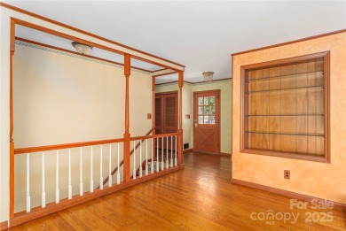 Rare opportunity near Waynesville Country Club! Spacious 4BD/4BA on Waynesville Country Club Inn in North Carolina - for sale on GolfHomes.com, golf home, golf lot