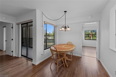 MOTIVATED SELLER!!  GOLF COURSE/LAKE VIEW! This 2 bed + den, 2 on Cross Creek Country Club in Florida - for sale on GolfHomes.com, golf home, golf lot