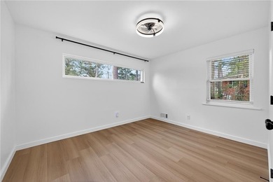 Modern + Move-In Ready in Lakewood! Full-price offer includes a on Browns Mill Golf Course in Georgia - for sale on GolfHomes.com, golf home, golf lot