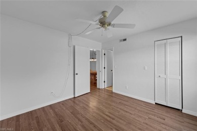 MOTIVATED SELLER!!  GOLF COURSE/LAKE VIEW! This 2 bed + den, 2 on Cross Creek Country Club in Florida - for sale on GolfHomes.com, golf home, golf lot