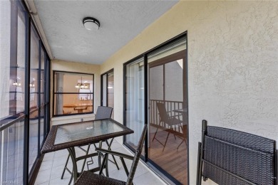 MOTIVATED SELLER!!  GOLF COURSE/LAKE VIEW! This 2 bed + den, 2 on Cross Creek Country Club in Florida - for sale on GolfHomes.com, golf home, golf lot