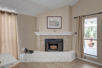 Adorable Detached Single Family Home in Rockport Country Club - on Rockport Country Club in Texas - for sale on GolfHomes.com, golf home, golf lot