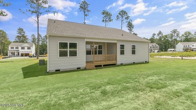 Welcome to 3120 Platinum Circle at Gretchen Pines located in on Seven Lakes Country Club in North Carolina - for sale on GolfHomes.com, golf home, golf lot