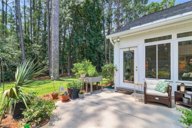 This beautifully maintained single-story home offers 3 easy on Pinecrest Golf Course in South Carolina - for sale on GolfHomes.com, golf home, golf lot