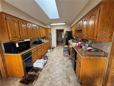 Rare Find on the Russellville Golf Course!
This spacious home on Russellville Country Club in Arkansas - for sale on GolfHomes.com, golf home, golf lot