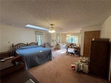 Rare Find on the Russellville Golf Course!
This spacious home on Russellville Country Club in Arkansas - for sale on GolfHomes.com, golf home, golf lot