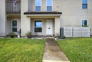 This coastal cutie is serving all the easy-breezy vibes in on Rockport Country Club in Texas - for sale on GolfHomes.com, golf home, golf lot