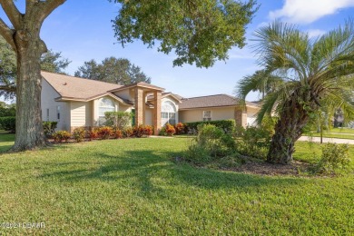 LIVE THE FLORIDA LIFESTYLE IN THIS SPACIOUS 3 BR, 2 BA, POOL on Plantation Bay Golf and Country Club in Florida - for sale on GolfHomes.com, golf home, golf lot