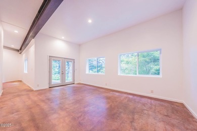 Beautifully remodeled 5B/4.5B luxury home in gated Salishan on Salishan Spa and Golf Resort in Oregon - for sale on GolfHomes.com, golf home, golf lot