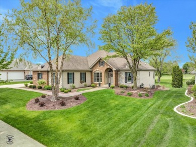 Here's your opportunity to own a Beautiful Custom Built 4 on Cardinal Creek Golf Course in Illinois - for sale on GolfHomes.com, golf home, golf lot