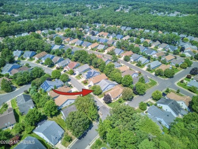 Fully renovated 2 bed, 2 bath home in the desirable Greenbriar on Greenbriar Woodlands in New Jersey - for sale on GolfHomes.com, golf home, golf lot