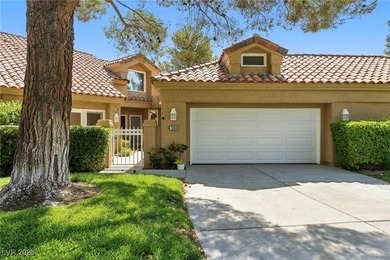 Beautiful thoughtful refreshed single-story townhome in the on Spanish Trail Golf and Country Club in Nevada - for sale on GolfHomes.com, golf home, golf lot