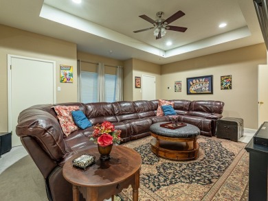 Welcome to the highly sought-after Green Tree subdivision! This on Green Tree Country Club in Texas - for sale on GolfHomes.com, golf home, golf lot