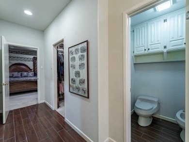 Welcome to the highly sought-after Green Tree subdivision! This on Green Tree Country Club in Texas - for sale on GolfHomes.com, golf home, golf lot