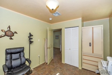 Distinctive 3 bed/3 bath home in the Coyote Wash Golf Course on The Links At Coyote Wash in Arizona - for sale on GolfHomes.com, golf home, golf lot
