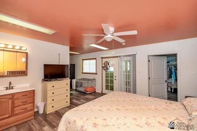 Distinctive 3 bed/3 bath home in the Coyote Wash Golf Course on The Links At Coyote Wash in Arizona - for sale on GolfHomes.com, golf home, golf lot