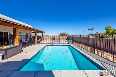 Distinctive 3 bed/3 bath home in the Coyote Wash Golf Course on The Links At Coyote Wash in Arizona - for sale on GolfHomes.com, golf home, golf lot