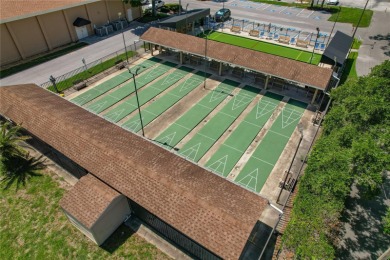 Under contract-accepting backup offers. One or more photo(s) has on Highland Lakes Executive Golf Course in Florida - for sale on GolfHomes.com, golf home, golf lot