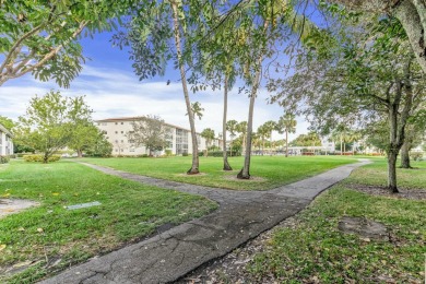 Fully furnished apartment in a clean, nice and active 55+ on Wynmoor Golf Course in Florida - for sale on GolfHomes.com, golf home, golf lot