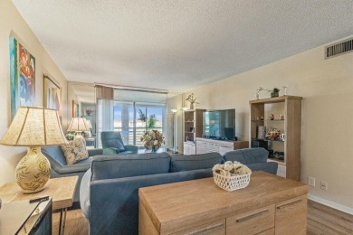 Fully furnished apartment in a clean, nice and active 55+ on Wynmoor Golf Course in Florida - for sale on GolfHomes.com, golf home, golf lot