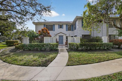 Beautifully maintained townhome nestled within the PRESTIGIOUS on PGA National Golf Club in Florida - for sale on GolfHomes.com, golf home, golf lot