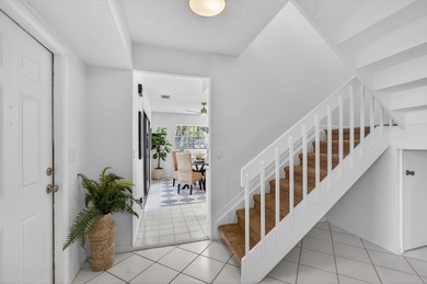 Beautifully maintained townhome nestled within the PRESTIGIOUS on PGA National Golf Club in Florida - for sale on GolfHomes.com, golf home, golf lot