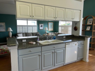 PRICE REDUCED!!This well maintained Victoria II has been updated on Heritage Pines Country Club in Florida - for sale on GolfHomes.com, golf home, golf lot