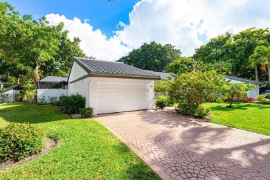 Bring the vision of your dream home to life at Hunters Run on Hunters Run Golf and Country Club in Florida - for sale on GolfHomes.com, golf home, golf lot